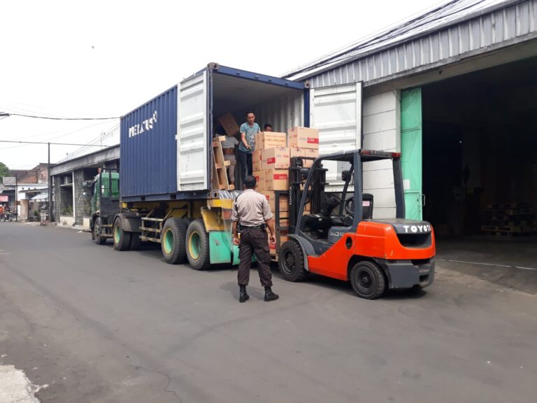 tarif pengiriman container surabaya timika